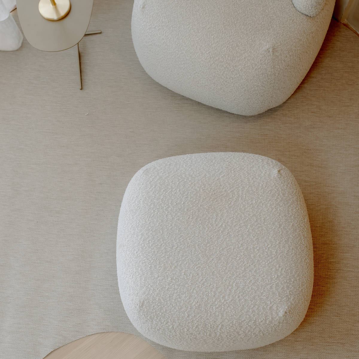 TAPETE ORGÂNICO BLINDADO TRAMA CREME - CALEO HOME