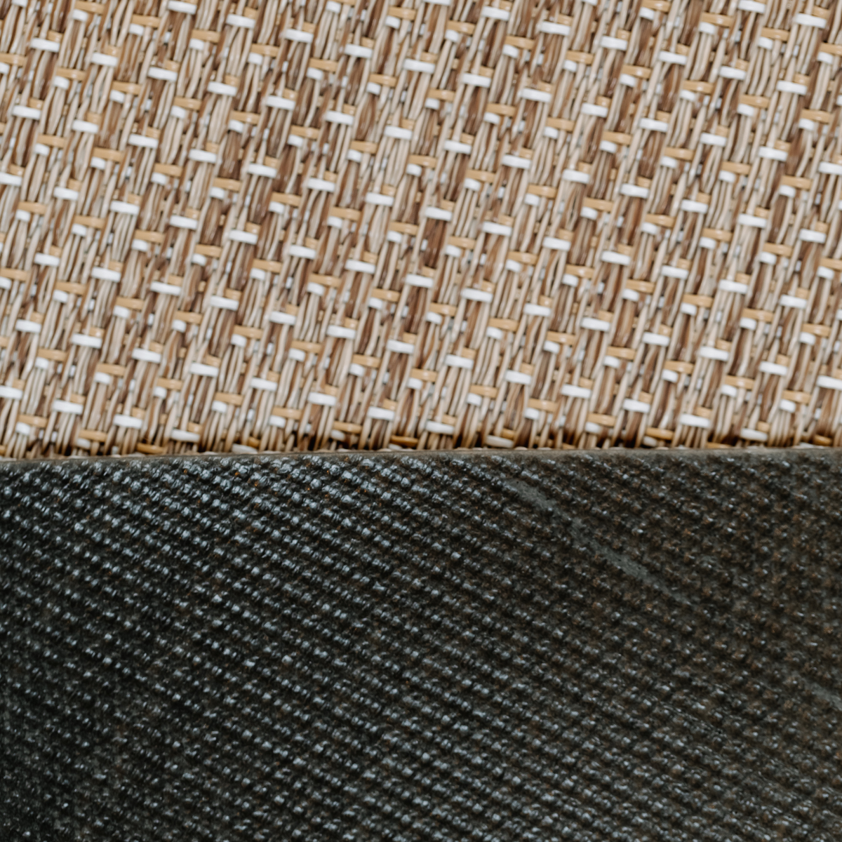 TAPETE ORGÂNICO BLINDADO TRAMA CREME - CALEO HOME